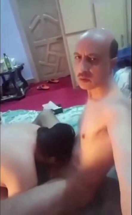 balding arab daddy serviced by fat muslim ho