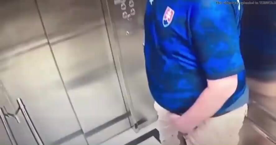 Guy Wets Himself in an Elevator