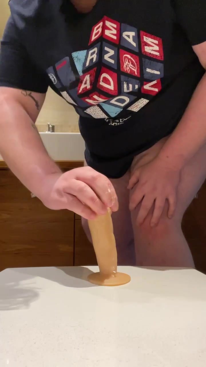 Showing my big ass and the riding my dildo