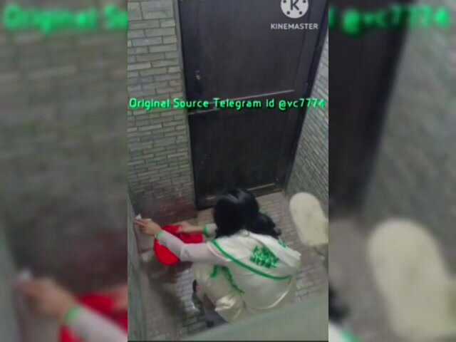 Bhabhi pissing in toilet - video 6