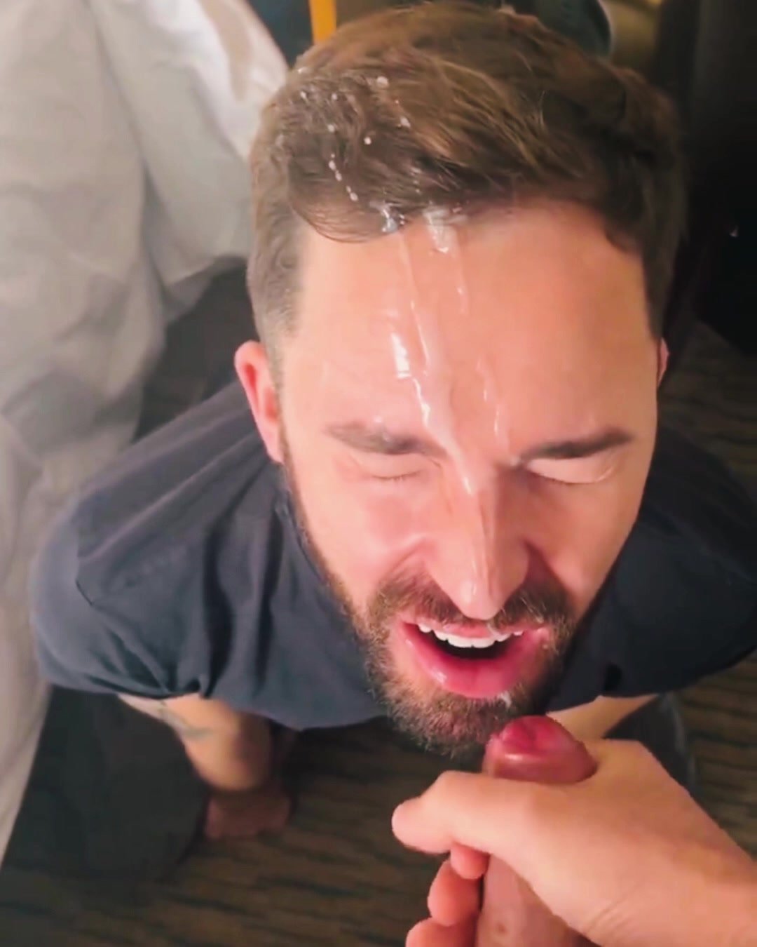Eventually he got some cum in the eyes