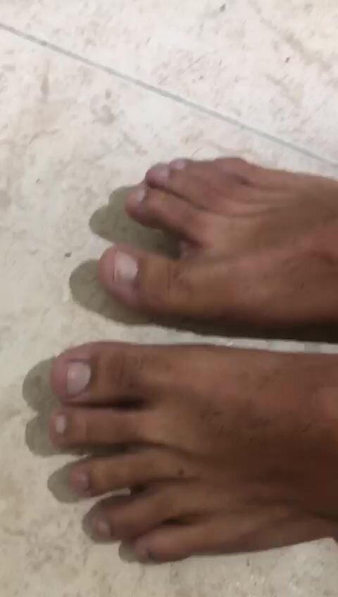 Cute and very sweaty feet and toe tops