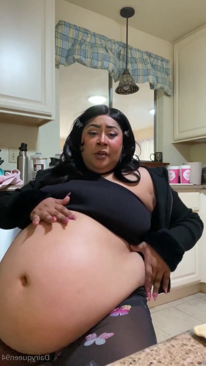 bbw show her big fat thick belly 1