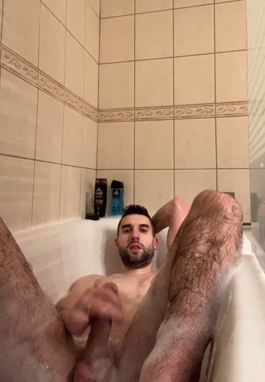 Sexy Hairy Guy in Bathtub
