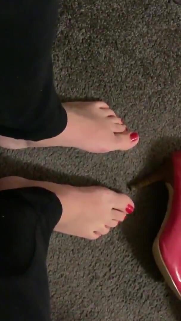 Pretty Paralyzed Feet Spasms