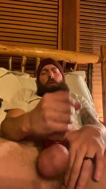 Nate Bates in bed to cum shot