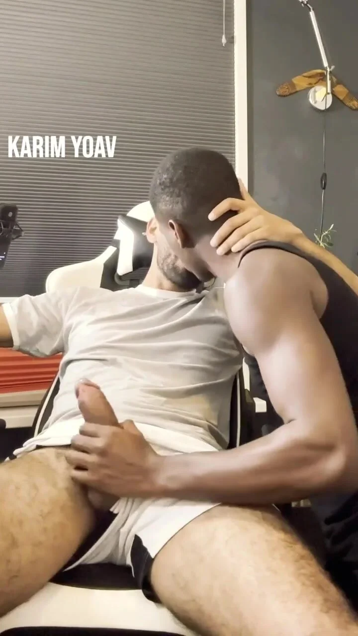 Arab big cock gets sucked and fucks his black guy - ThisVid.com