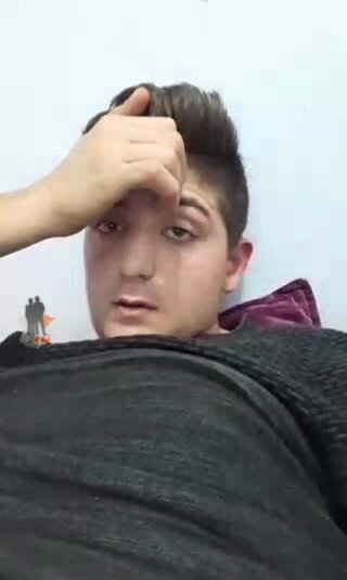 Turkish Handsome Boy Wanking on Periscope - video 2