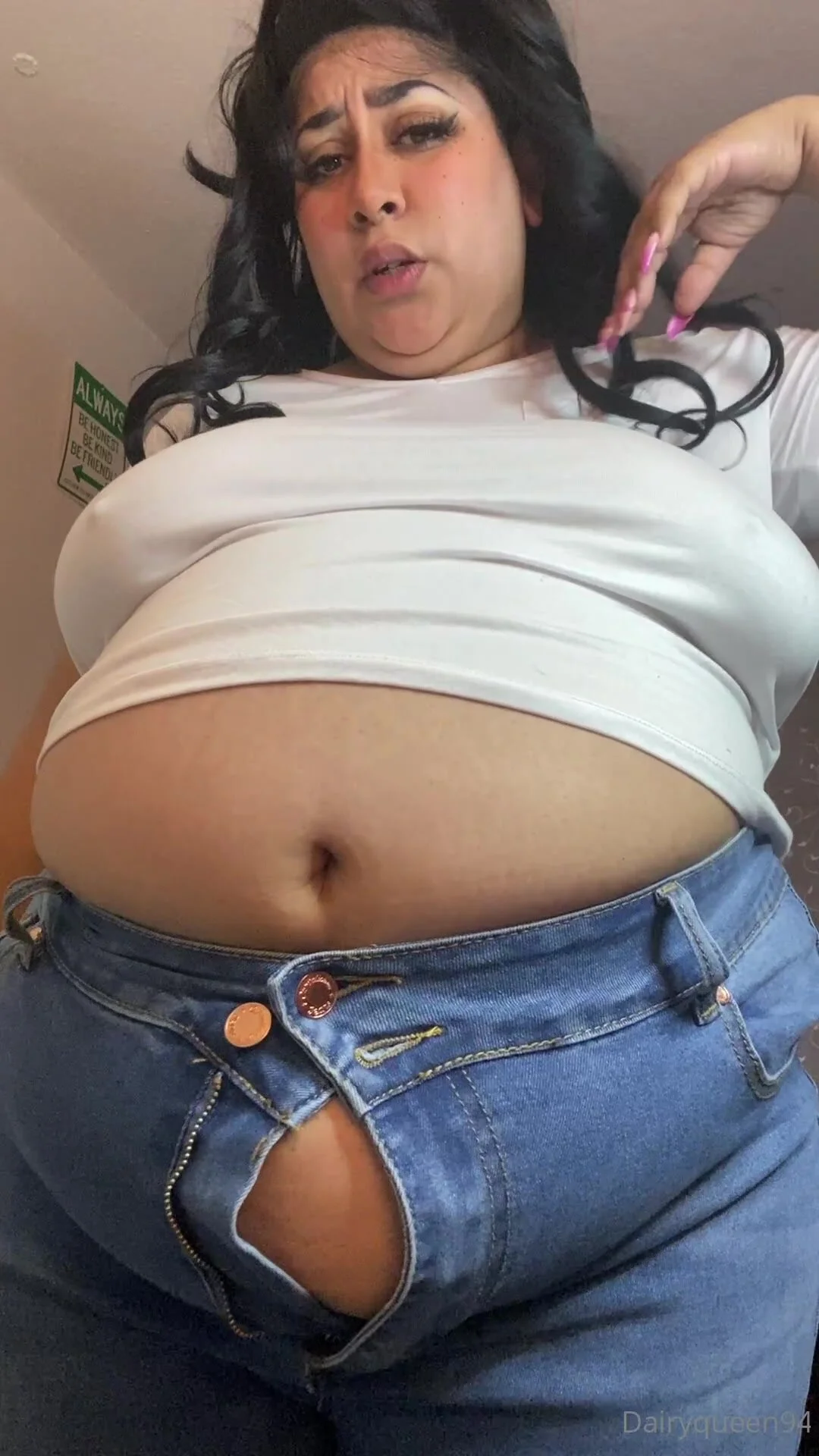 Weight gain: Big Belly - video 14 - ThisVid.com