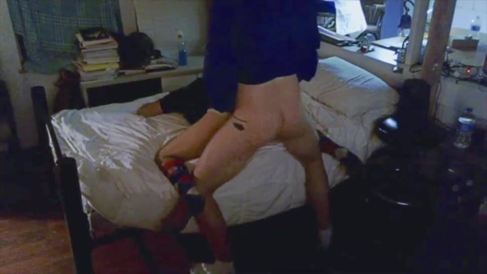 Str8 stud fucks an anon cumdump on hidden cam