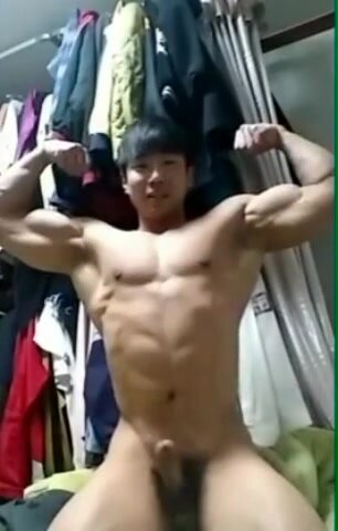 Muscle boner flex - Asian bodybuilder