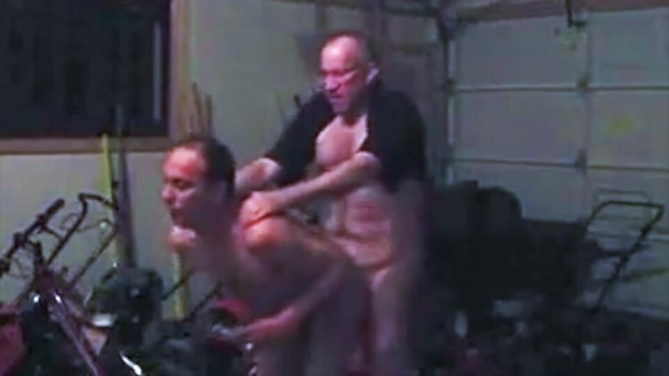 Married latin daddy str8 top breeding in garage