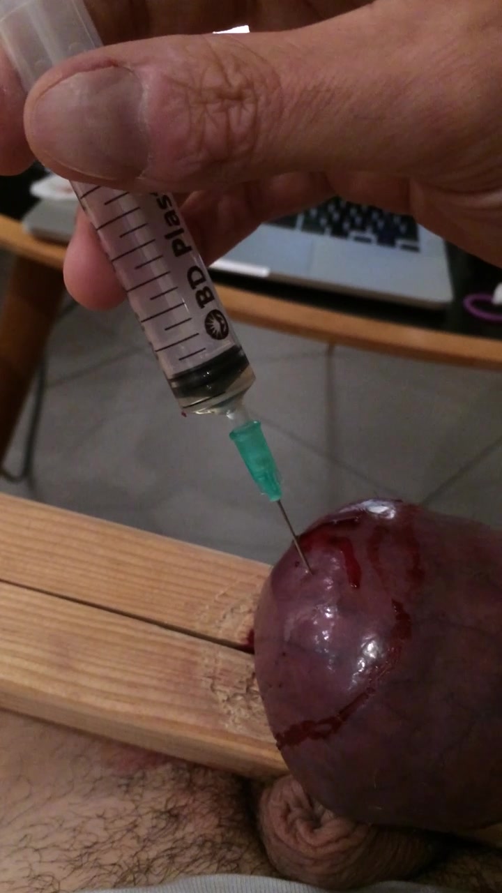 poppers injection in my balls - 0.5ml each