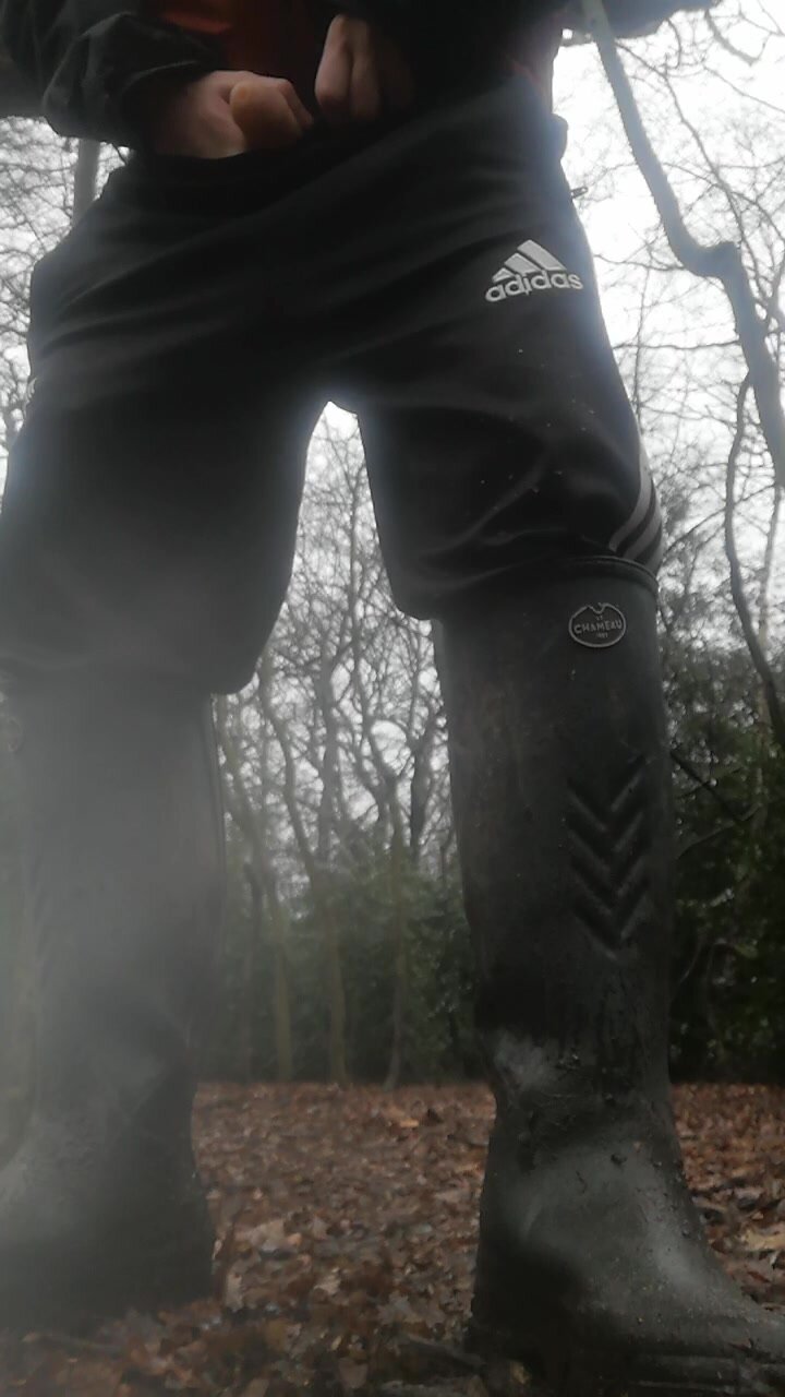 Pissing in dirty boots