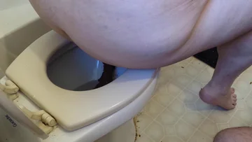 BBW pooping 01 ThisVid com 