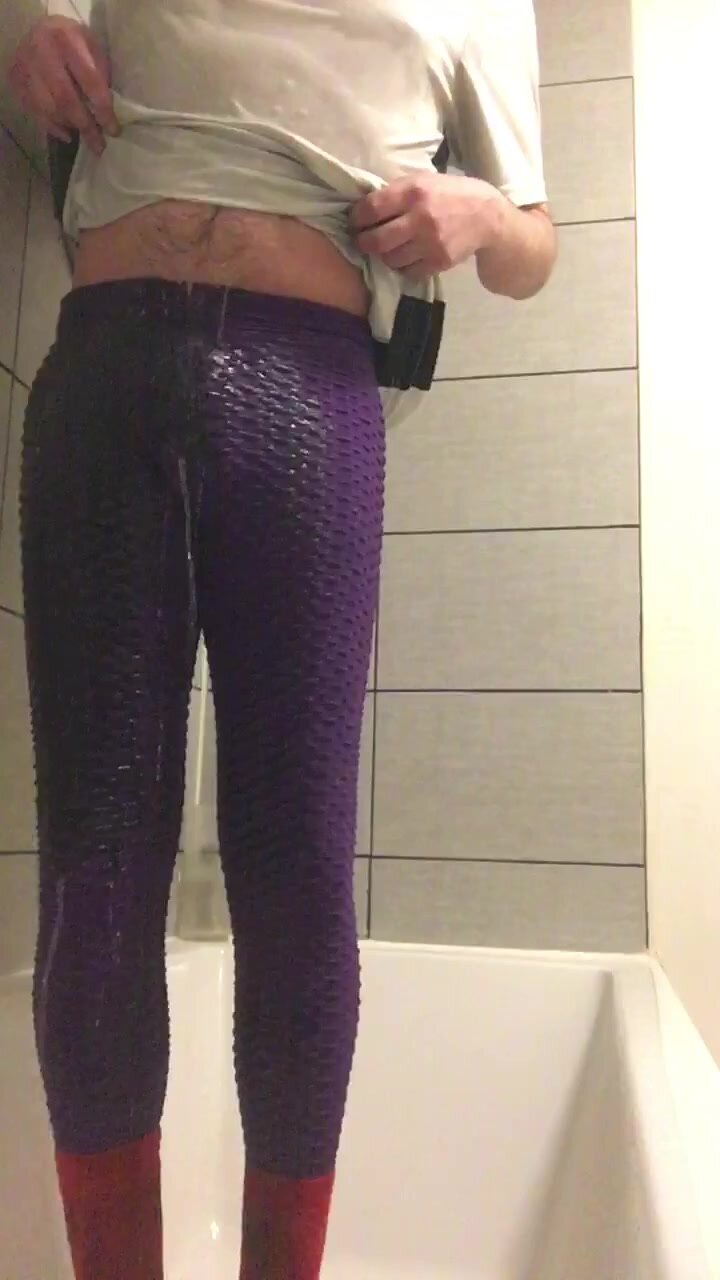 New leggings shower - video 2