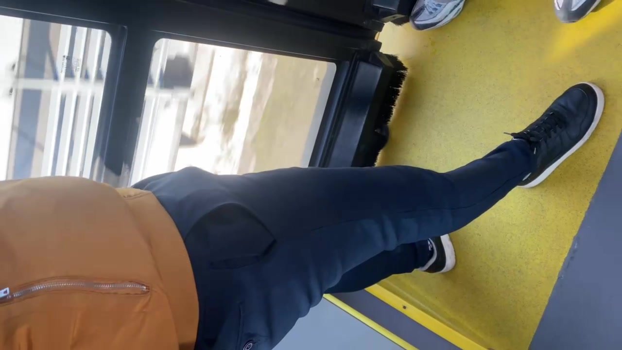 Bus bulge - video 6