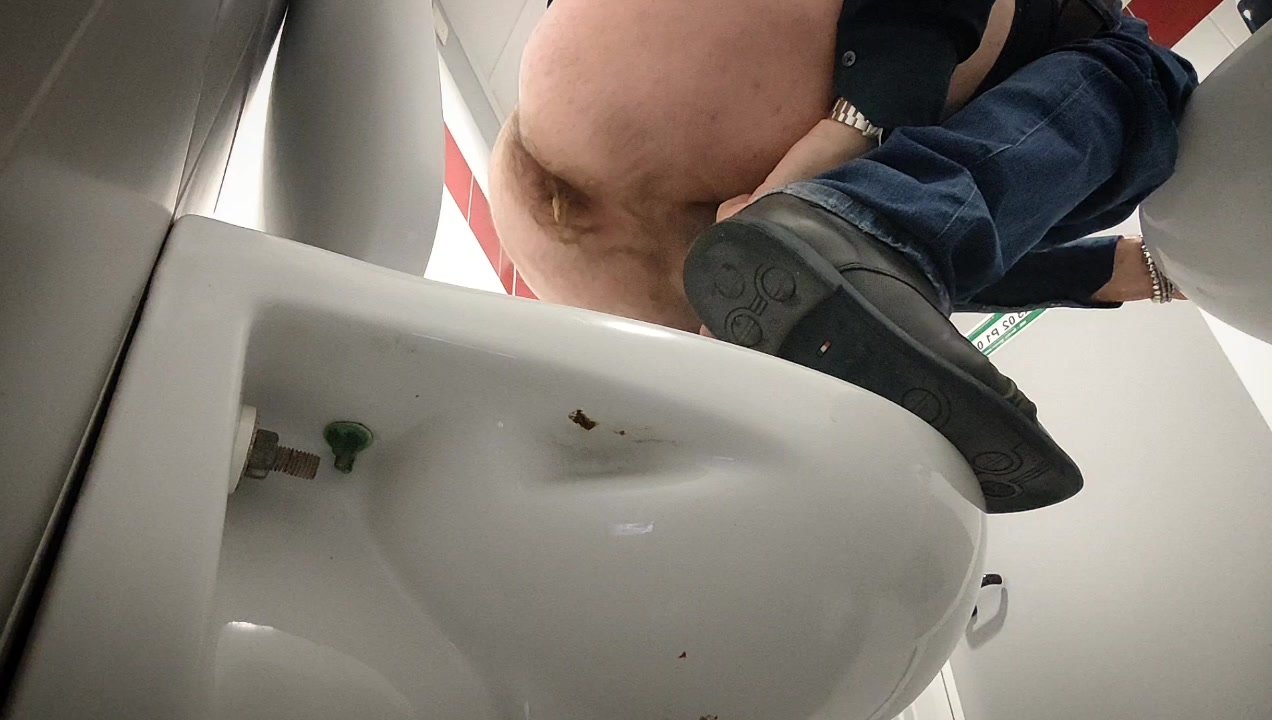 Hot man spied on while shitting in public bathroom