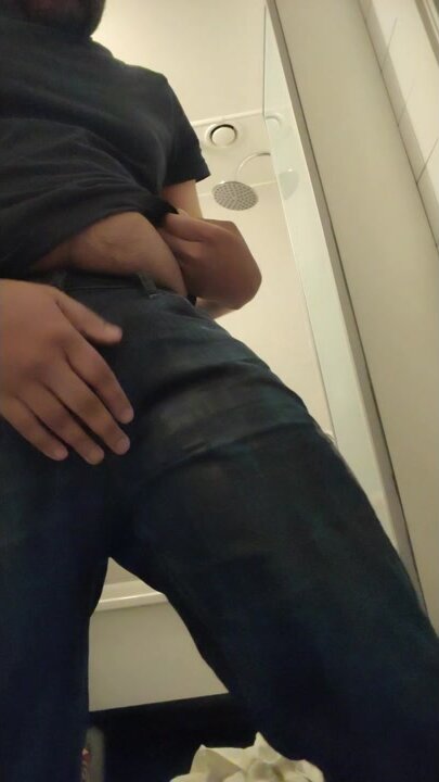 Jeans piss - video 25