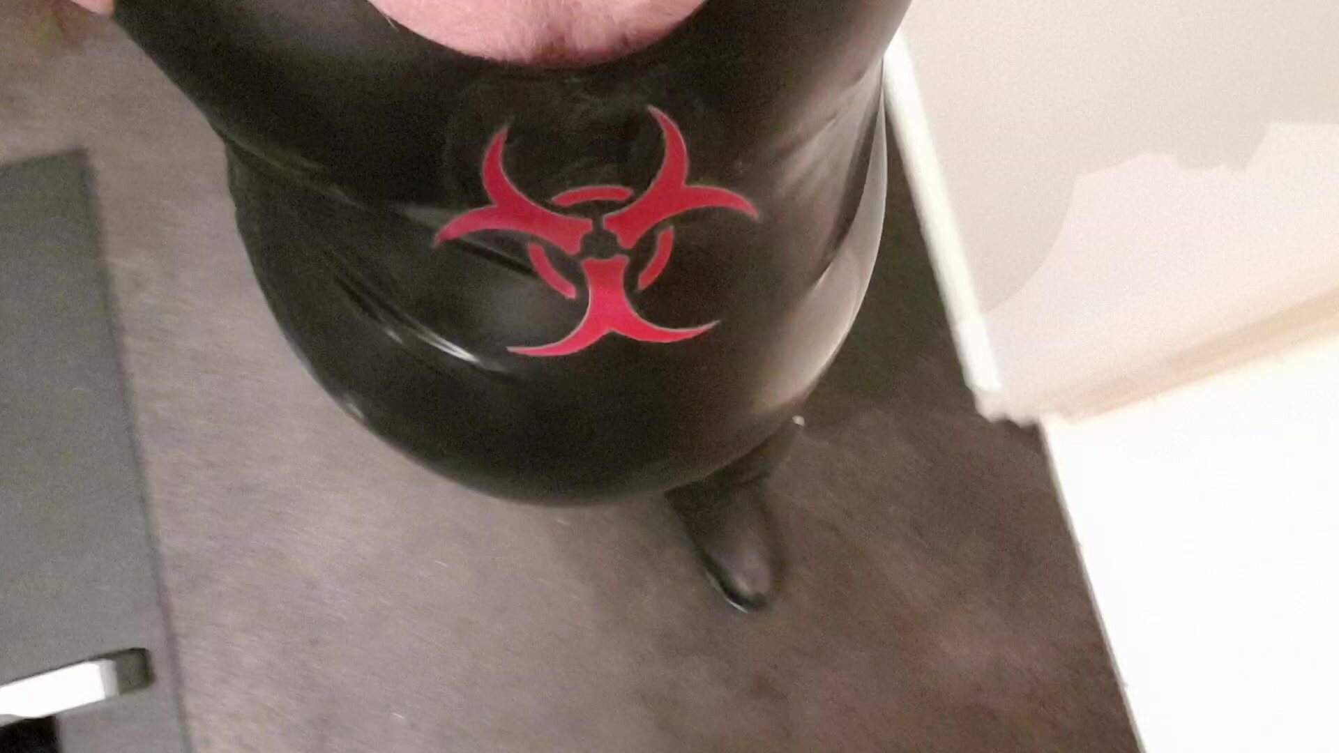 Fat poz gut in tight rubber - overhead view