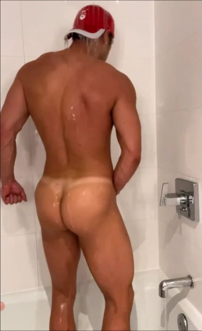 Hunk Butt Shower