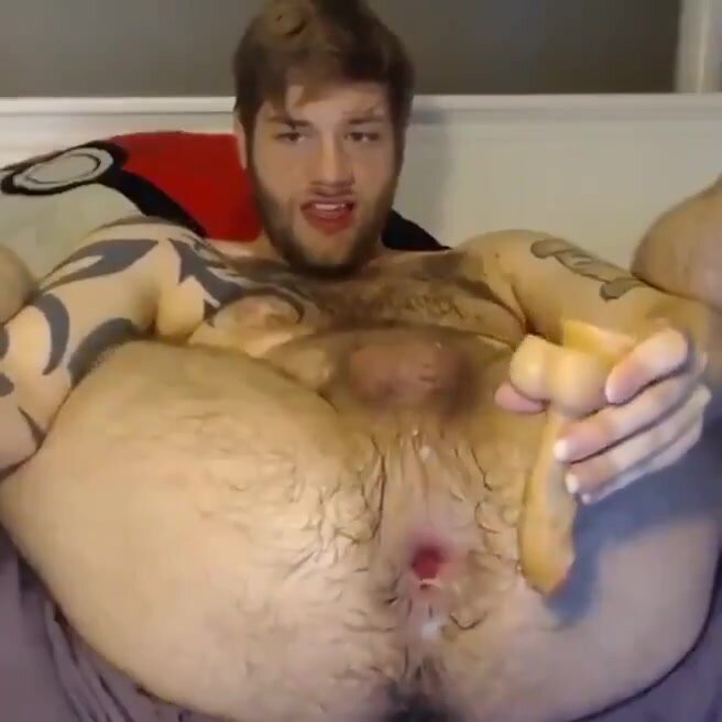 HAIRY BEEFY GUY FUCKS HIS HOLE WITH TWO DILDOS