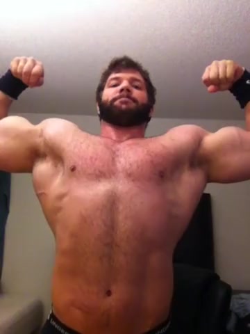 Hot bodybuilder flexing - video 4