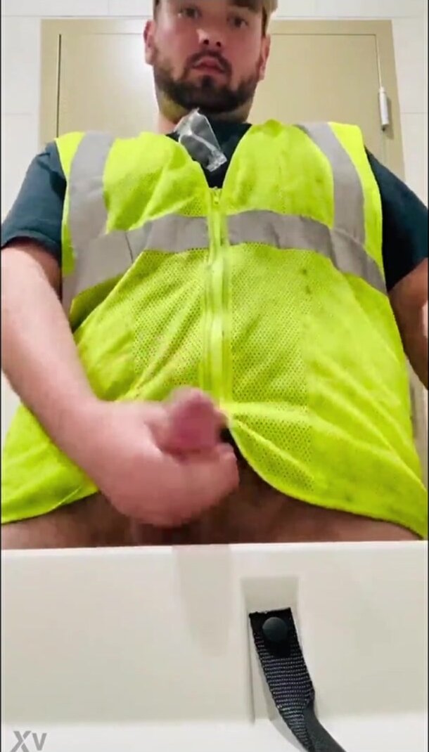 Construction Worker  Jack-Off Quickie