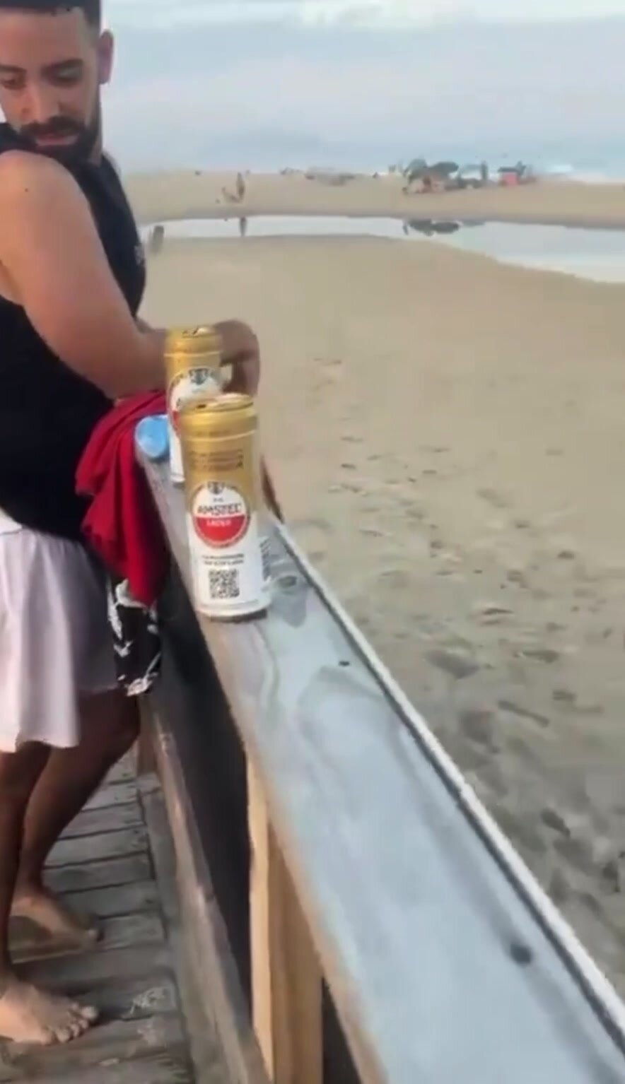 Quick fuck by the beach