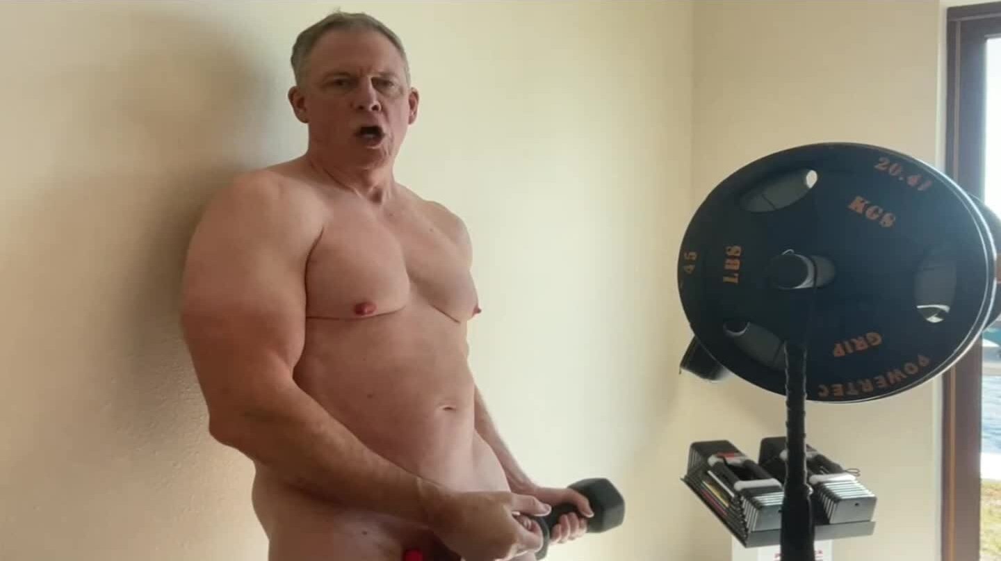 Muscle Daddy - video 27