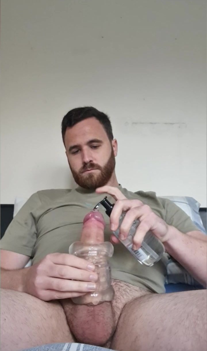 Southern Hunk Uses Toy to Cum