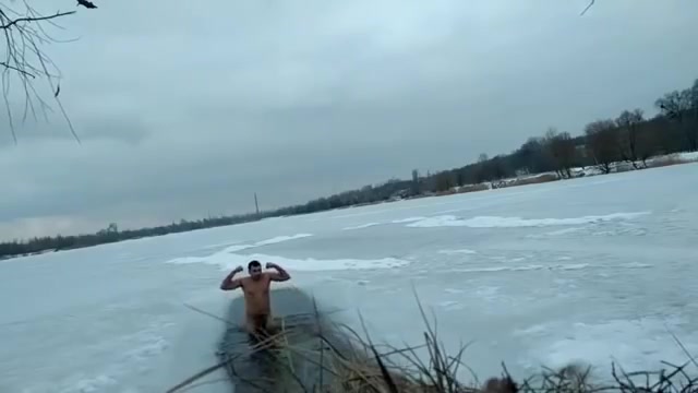 Russian naked swimming in winter