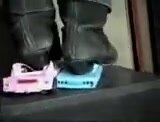 Resin models crushed under boots (poor quality)
