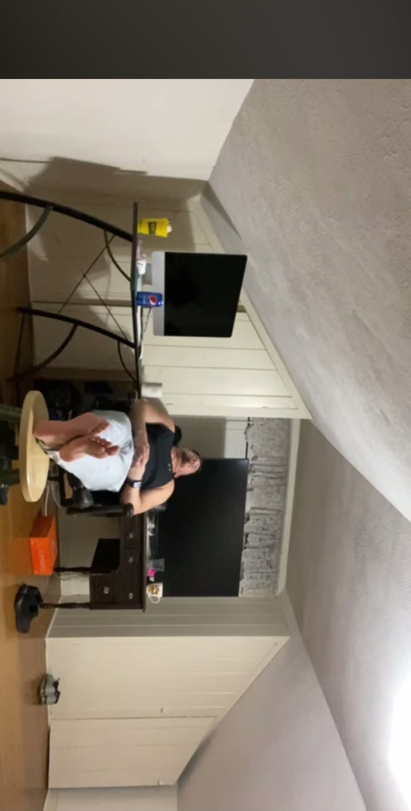 Thick dilf farts on chair and stool
