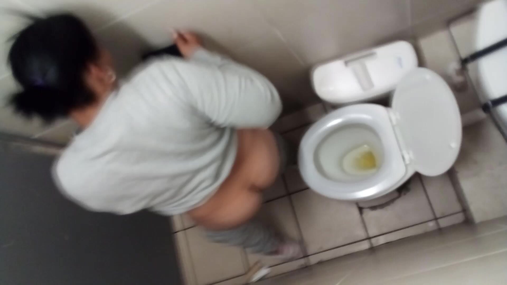 Cute ass on toilet