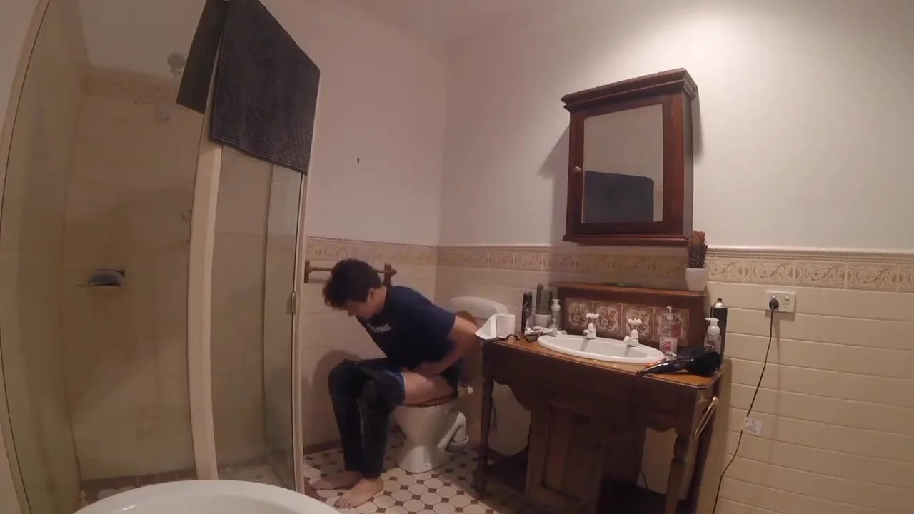 Laxative prank 4 - ThisVid.com
