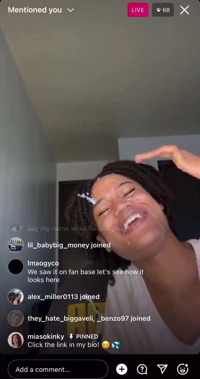 Ig ebony pusts on a show for followers (2of2) - ThisVid.com на русском
