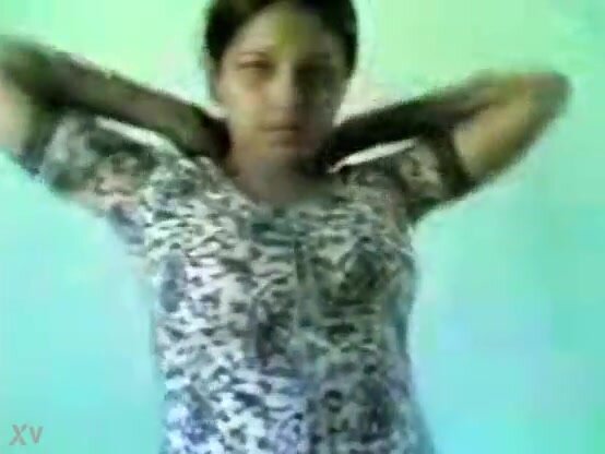 North indian bhabhi boobs show