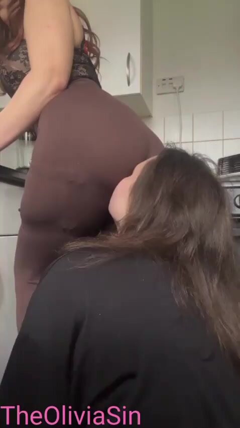 Pawg Fart in Face of Female