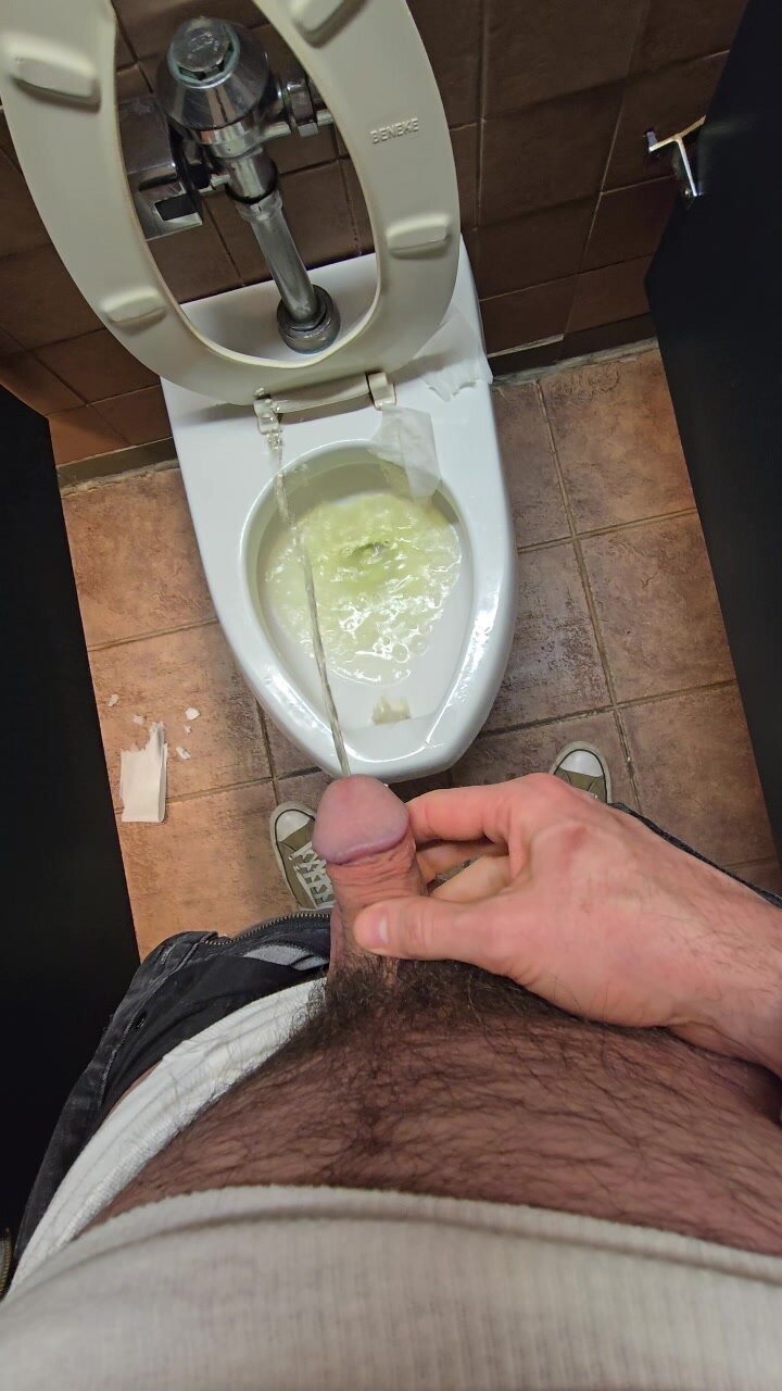Messy Piss and Spit Toilet in Hanes Tighty Whities