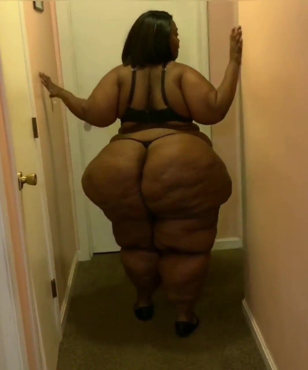 huge soft fat ass ebony 5