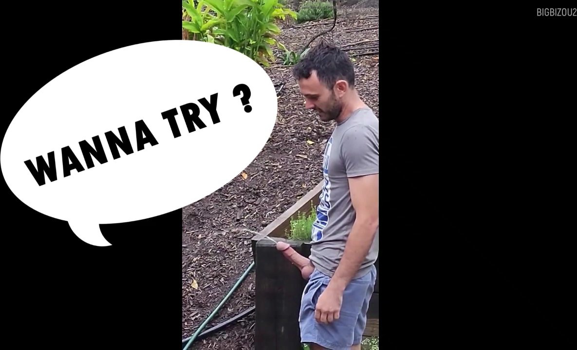 Guys pissing with a boner, can you do that ?