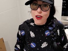 using gogirl pee standing urinal