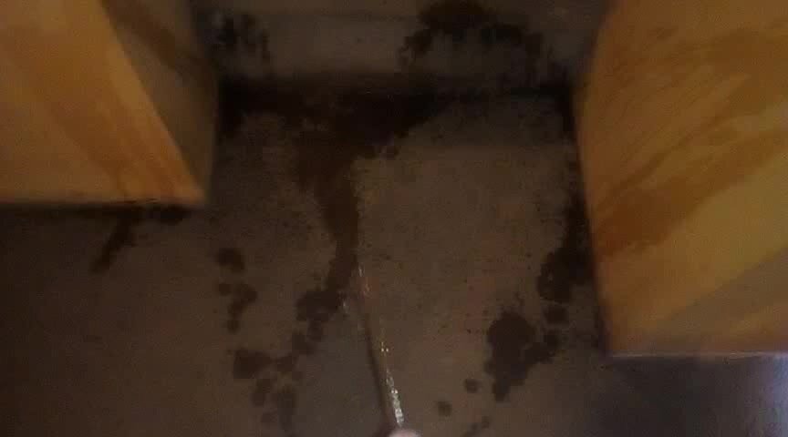 Pissing in the garage - video 2