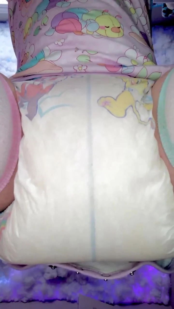 Pov, covered in diaper mush - ThisVid.com 中文