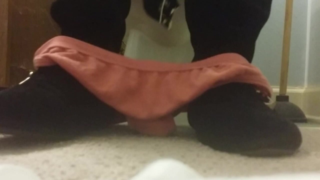 Girl Pooping On Toilet With Panties And Black Boots