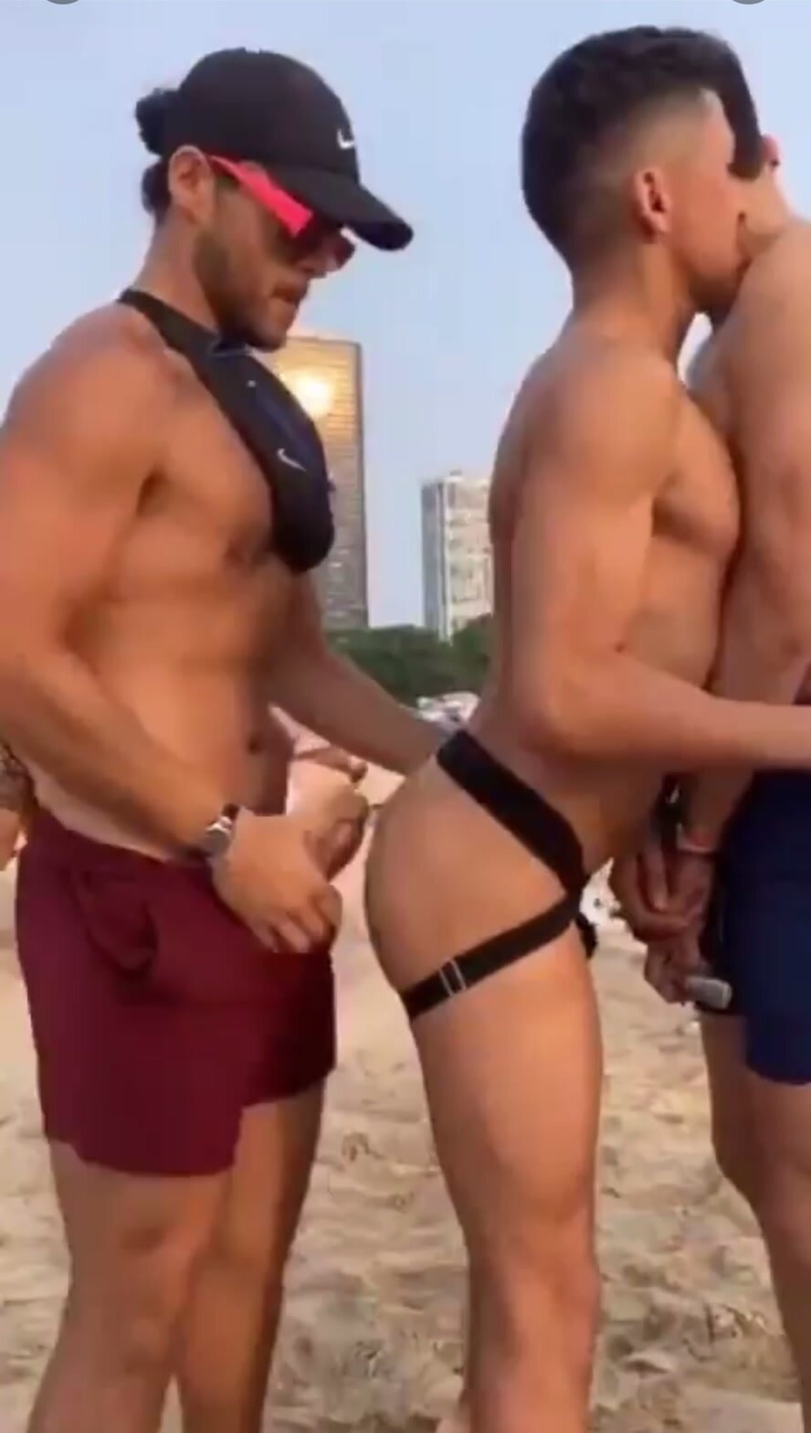 Dudes fucking on the beach