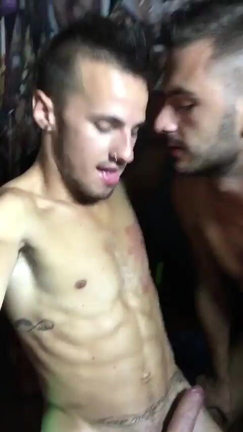 Hot guy - video 757