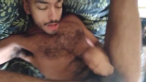 Flexible cutie tries to catch his own nut