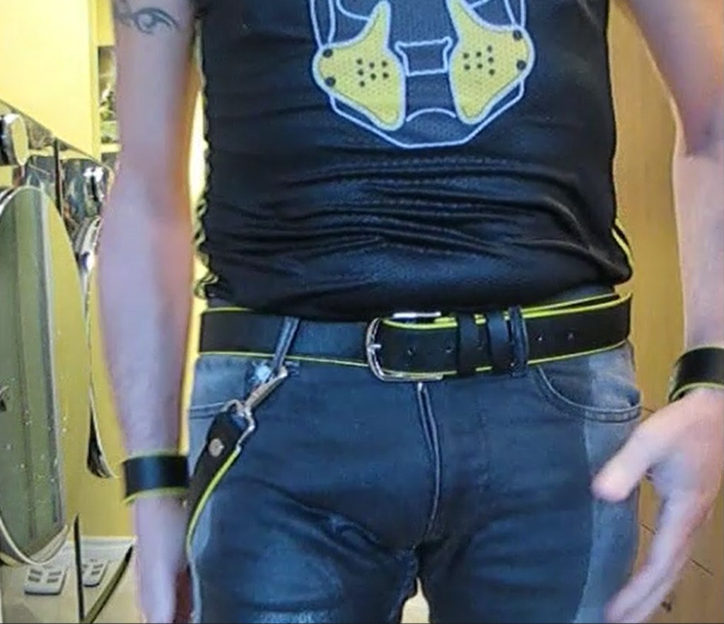 Piss Grey Jeans + New Yellow Pup Tank top  02-2024